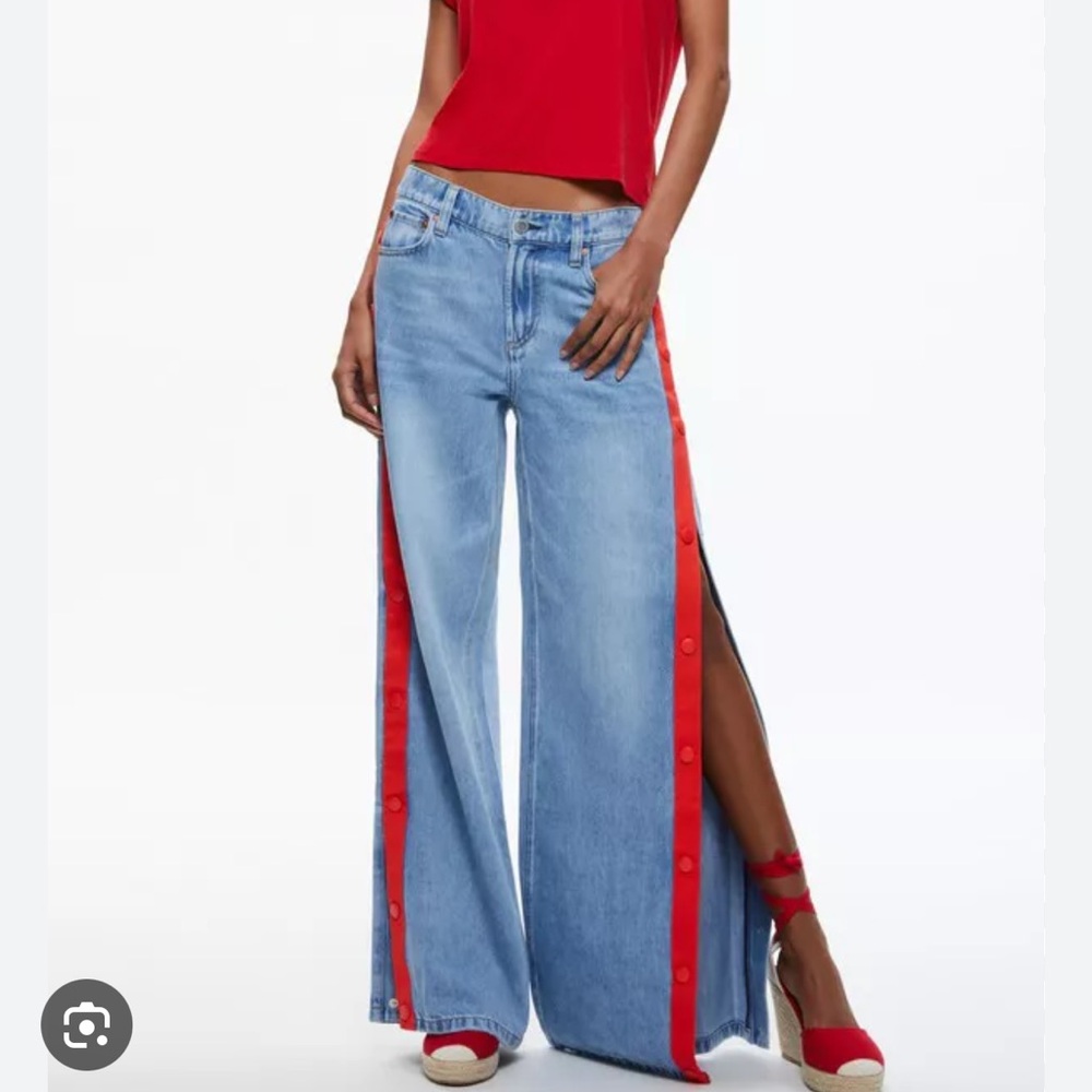 New Alice and Olivia Rola side snap jeans